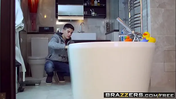 Свежие brazzers u mamočki ʹki li darbi džordi elʹ ninʹo polla graznaa mama kupaet tvoih druzejновые фильмы