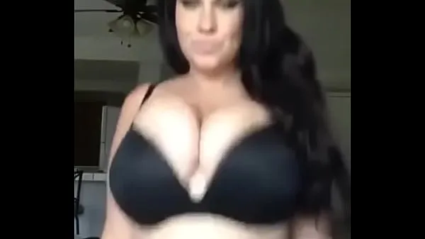 Phim mới Bouncy boobs mới