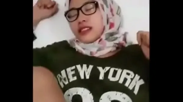 Filem baru Malay Tudung Fuck & Facial segar