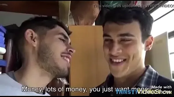 Film baru Spanish Latin accepts money to fuck with friend baru