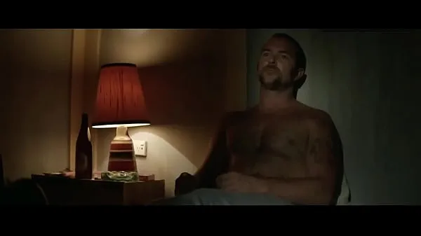 Filem baru Sullivan Stapleton Sexy Scene in Cut Snake segar