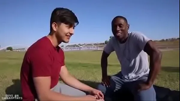 Novos Putinho tore himself on the black guy's big cock novos filmes