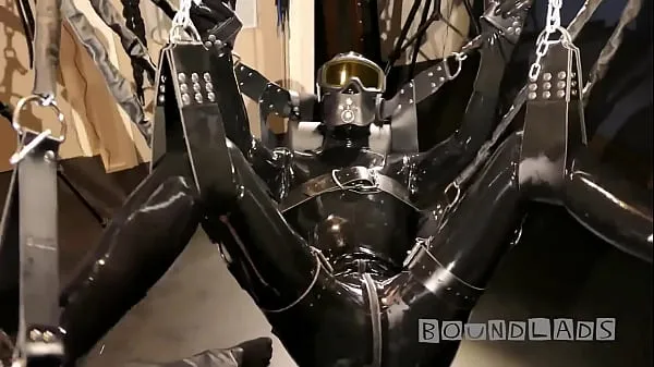 새로운 영화Boundlads - a Gear Sub in Rubber 신선