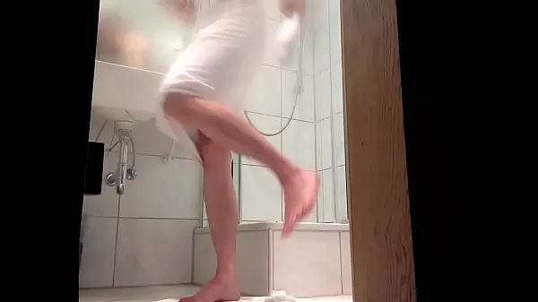 Φρέσκες Russian guy Alexander in the shower 1 νέες ταινίες