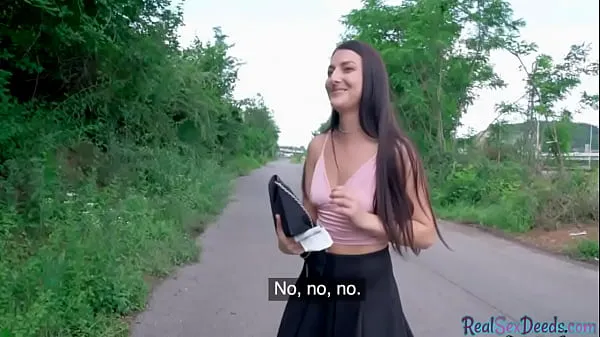 ताजा Euro babe gets laid in the park and gives head नई फिल्में