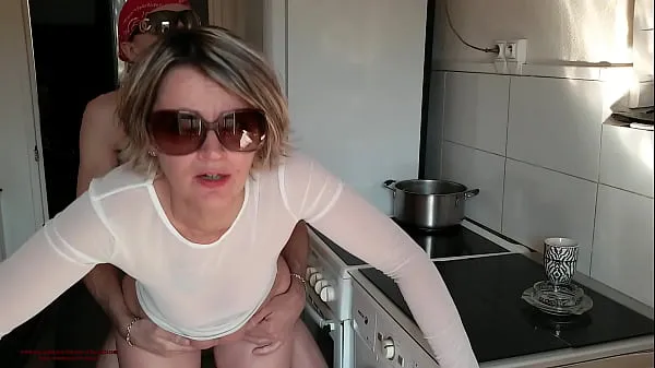 Film freschi Karina matura milf cagna e troia si fa riempire il culo -100 % amatoriale naturale nuovi