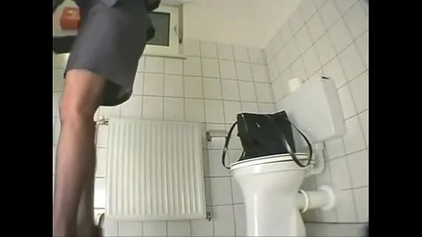 Fräscha hot girl in bathroom nya filmer