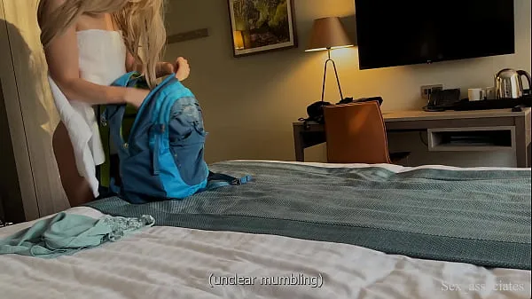 De nouveaux films Belle-mère partage le lit et son cul avec un beau-fils de nouveaux films